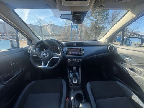 Used 2025 Nissan Versa SV image 31