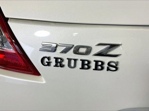 Used 2014 Nissan 370Z Coupe RWD image 36