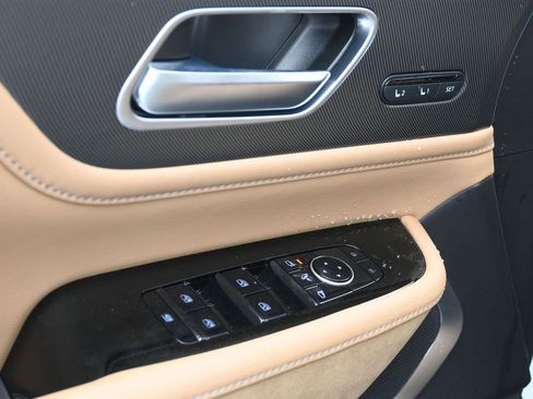 New 2026 INFINITI QX80 Luxe w/ Cargo Package image 17