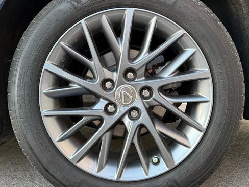 Used 2018 Lexus ES 350 w/ Navigation System Package image 26