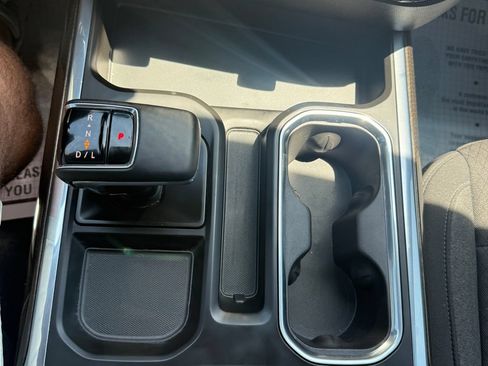 Used 2023 Chevrolet Silverado 1500 LT AWD/4WD image 36