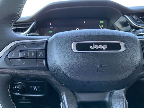 Used 2023 Jeep Grand Cherokee 4WD 4xe image 19