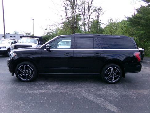 Used 2019 Ford Expedition Max Limited w/ Equipment Group 303A AWD/4WD image 6