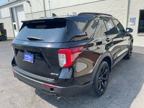 Certified 2023 Ford Explorer ST-Line AWD/4WD image 5