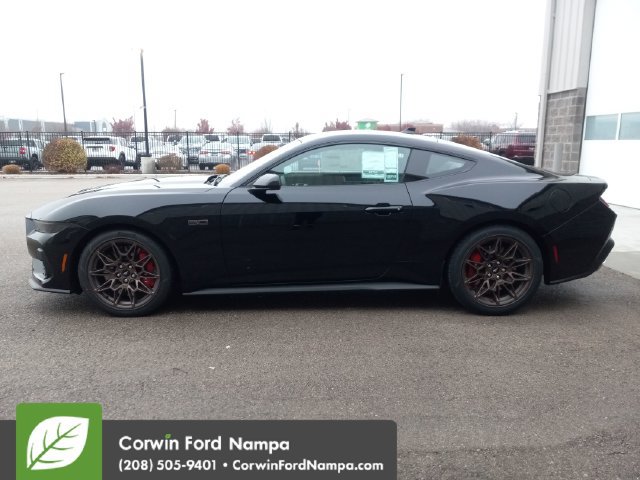New 2026 Ford Mustang GT Premium w/ GT Performance Package RWD image 6