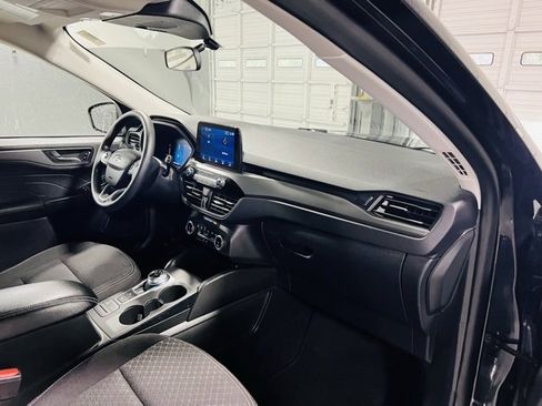 Used 2025 Ford Escape Active image 33