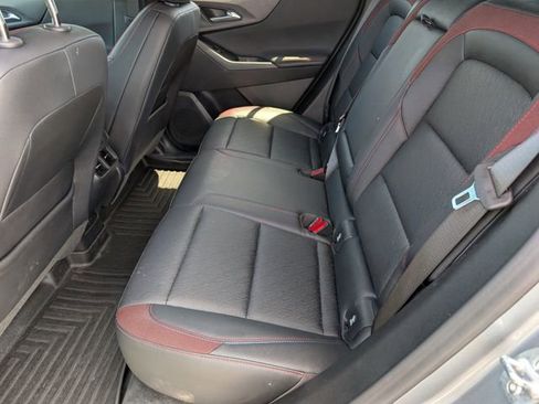 Used 2026 Chevrolet Equinox RS w/ Convenience Package III FWD image 30