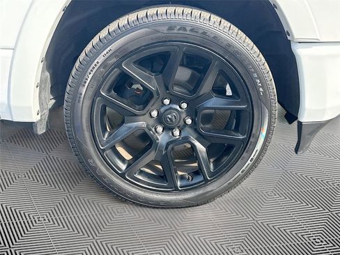 Used 2021 RAM 1500 Laramie image 32