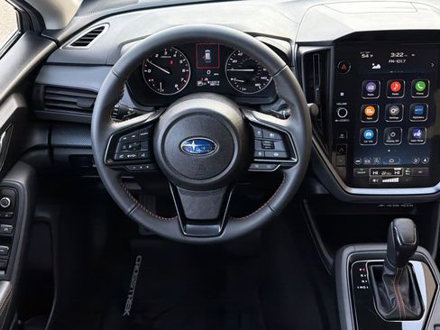 Used 2025 Subaru Crosstrek 2.5i Limited w/ Crosstrek Mirror Package image 14