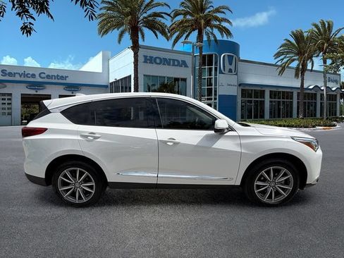 Used 2023 Acura RDX FWD w/ Technology Package image 9