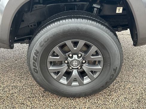 Used 2023 Toyota Tacoma SR5 image 37
