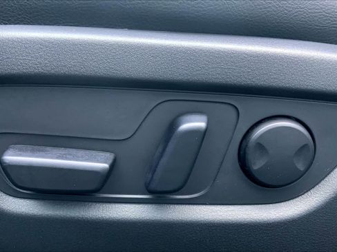 Certified 2025 MAZDA CX-50 AWD 2.5 Hybrid w/ Premium Pkg image 34