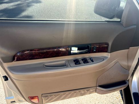 Used 2002 Lincoln LS image 13