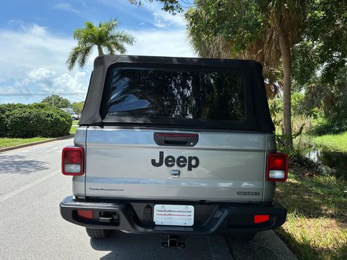 Used 2020 Jeep Gladiator Sport w/ Quick Order Package 24S AWD/4WD image 65