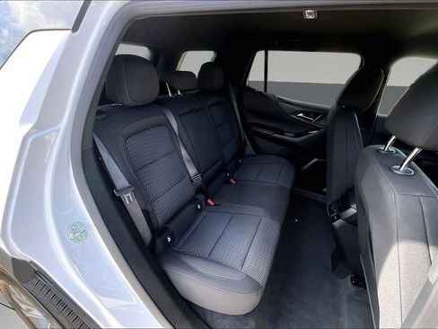 Used 2025 Chevrolet Equinox LT AWD/4WD image 28