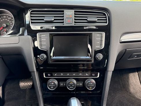 Used 2015 Volkswagen Golf SEL FWD image 28