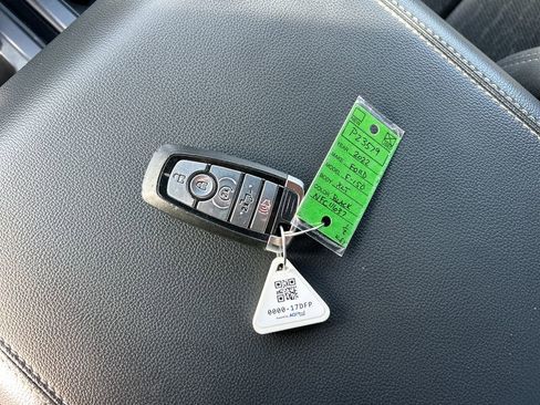 Used 2022 Ford F150 XLT w/ Equipment Group 302A High image 26