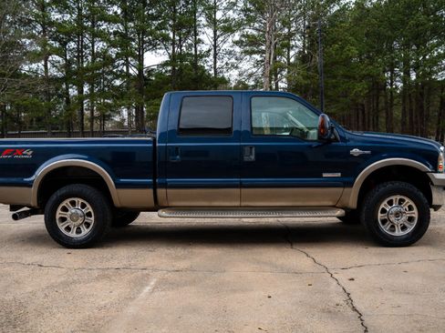 Used 2006 Ford F250 King Ranch image 5