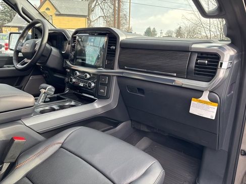 New 2025 Ford F150 Lariat w/ Equipment Group 501A Mid image 39