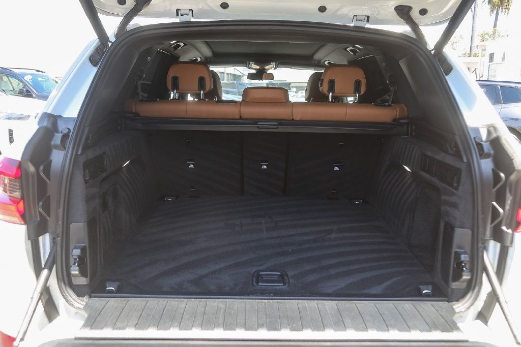Used 2023 BMW X5 sDrive40i w/ Parking Assistance Package RWD image 22