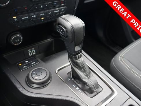Used 2020 Ford Ranger XLT image 20