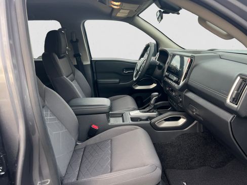 Certified 2025 Nissan Frontier SV w/ SV Convenience Package image 27