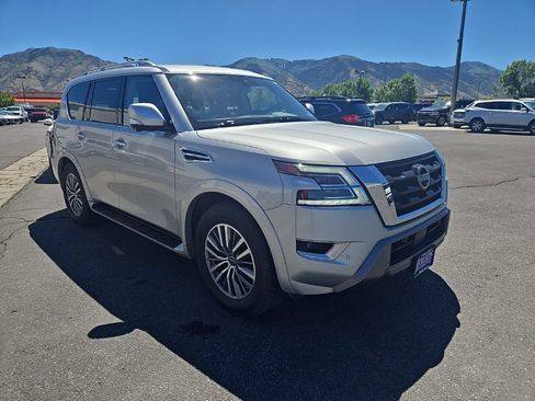 Used 2024 Nissan Armada SL w/ Captain's Chairs Package AWD/4WD image 3