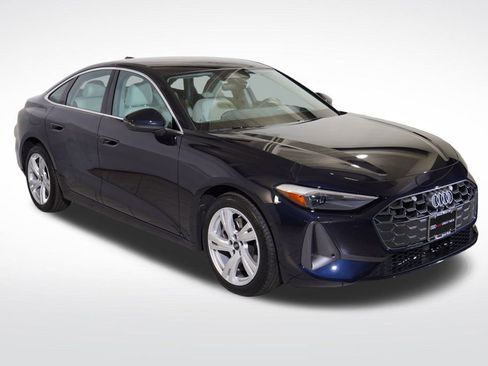 Used 2025 Audi A5 2.0T Premium w/ Convenience Package image 11