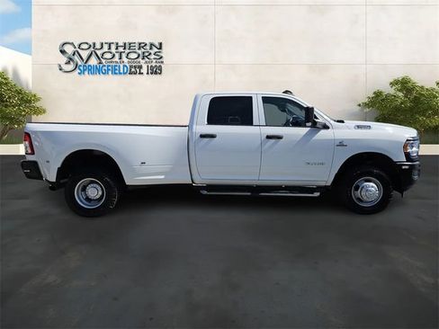 Used 2022 RAM 3500 Tradesman AWD/4WD image 6