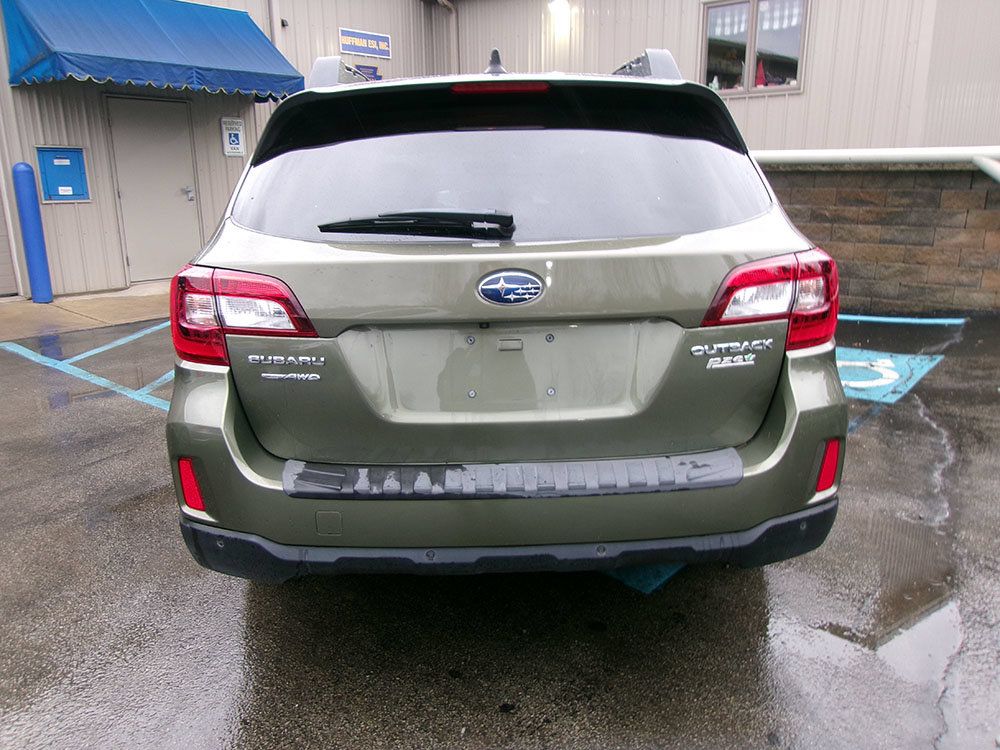Used 2017 Subaru Outback 2.5i Limited AWD/4WD image 6