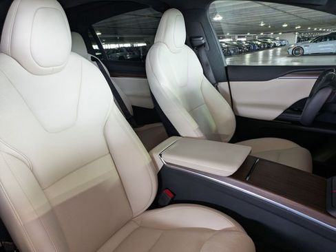 Used 2023 Tesla Model X AWD/4WD image 22