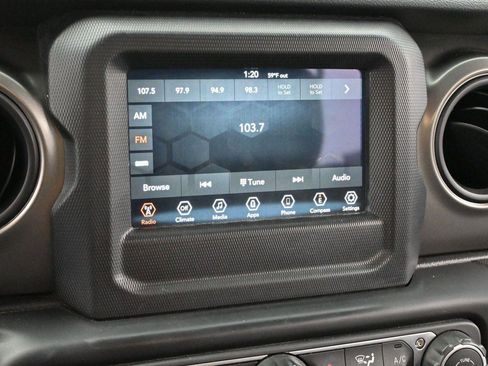 Used 2023 Jeep Wrangler Unlimited Sport AWD/4WD image 18