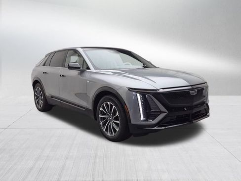 New 2026 Cadillac Lyriq Sport w/ LPO, Floor Liner Package AWD/4WD image 3