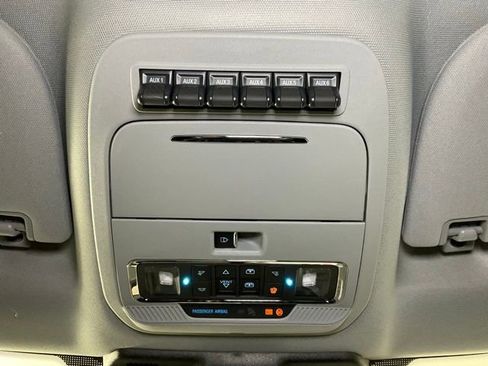 New 2025 Ford F250 Lariat w/ Lariat Ultimate Package image 22