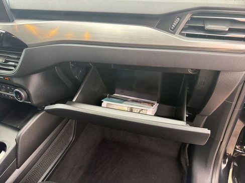 Used 2022 Ford Escape Titanium image 35