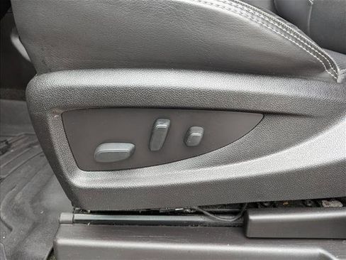 Used 2017 GMC Yukon XL Denali w/ Open Road Package image 11