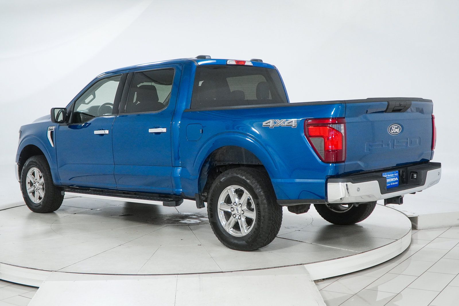 Used 2025 Ford F150 XLT w/ Equipment Group 301A Standard AWD/4WD image 5