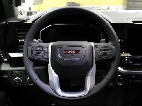 New 2026 GMC Sierra 1500 Elevation image 19