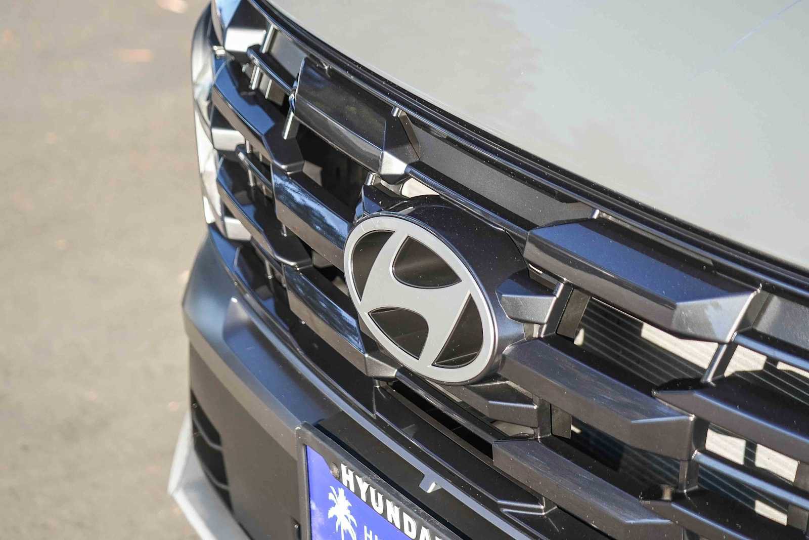 Certified 2025 Hyundai Tucson SEL FWD image 3