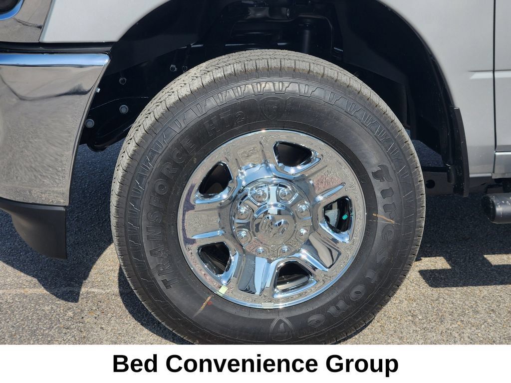 New 2026 RAM 2500 Tradesman AWD/4WD image 10
