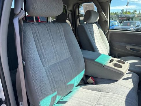 Used 2000 Toyota Tundra SR5 image 17