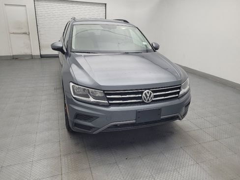 Used 2021 Volkswagen Tiguan SE R-Line FWD image 14