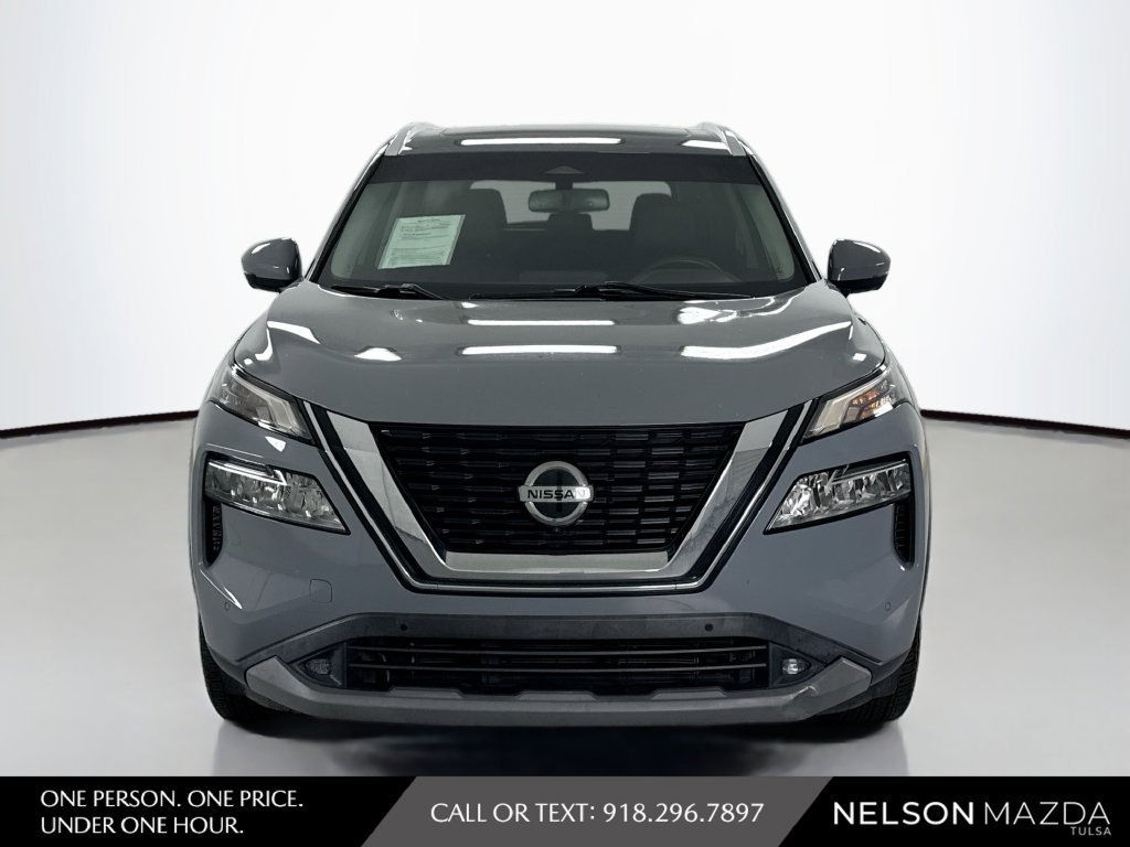 Used 2021 Nissan Rogue SL w/ Premium Package FWD image 2
