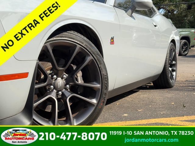 Used 2021 Dodge Challenger R/T Scat Pack RWD image 2