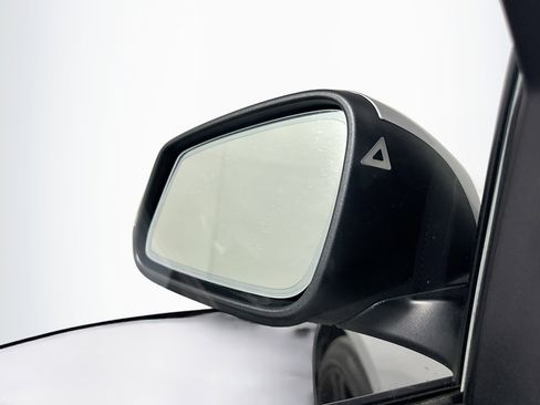 Used 2018 BMW 330e image 16