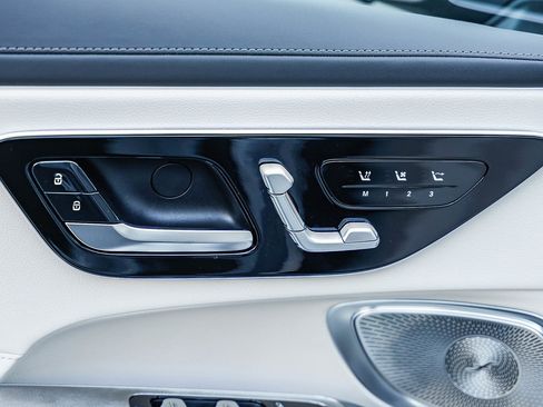 New 2026 Mercedes-Benz CLE 300 4MATIC Cabriolet image 18