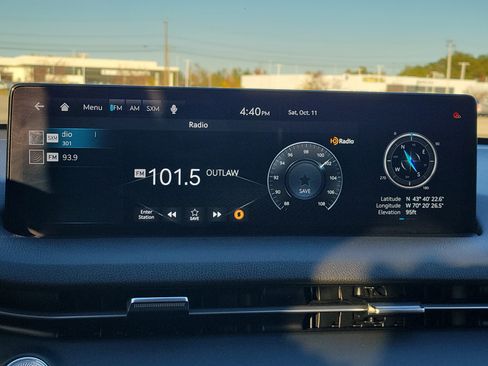 Used 2025 Genesis GV70 2.5T image 25