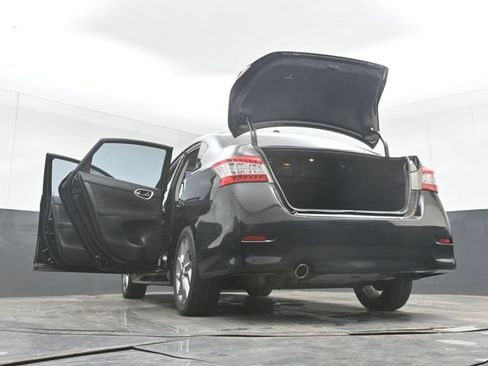 Used 2013 Nissan Sentra SR w/ Driver Pkg FWD image 50