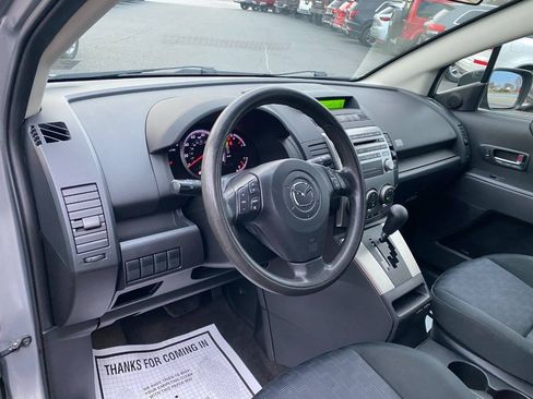 Used 2010 MAZDA MAZDA5 Sport FWD image 10
