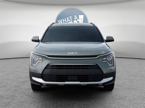 New 2026 Kia Niro EX image 2